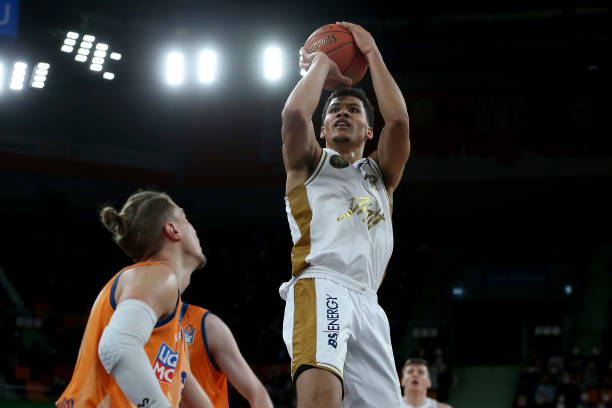 芬超前瞻：图尔库国际进攻端多点开花，奥卢美国射手回归阵容.